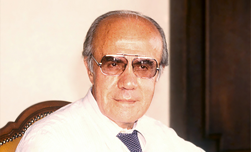 Edebiyat araştırmacısı yazar Prof. Dr. Abdullah Uçman, İstanbul'da ESKADER ve