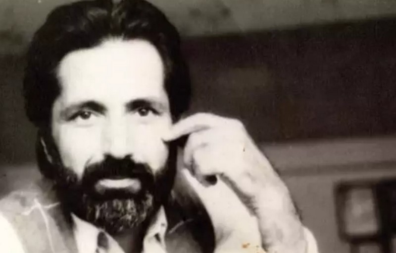 Ankaraedebiyat.com olarak merhum şairlerimizden Cahit Zarifoğlu'nun hayat hikayesini hazırladık. 