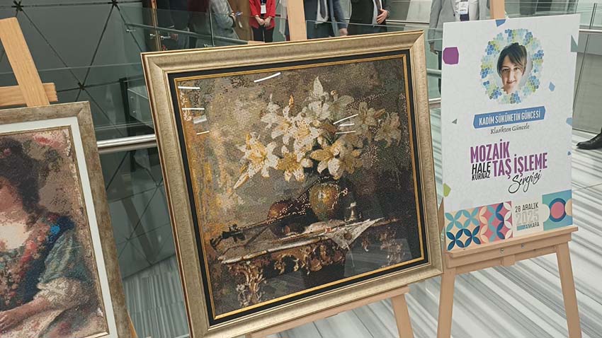Mozaik sanatçısı Hale Kurnaz’ın “Kadim Sükûnetin Güncesi: Klasikten Güncele” sergisi
