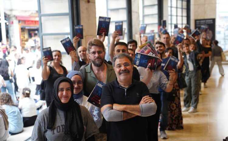 TÜYAP Kitap Fuarı bu sene de birçok yayınevi ve yazar