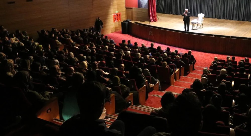 Şair ve akademisyen Prof. Dr. Nurullah Genç, Serdivanlılara konuk oldu
