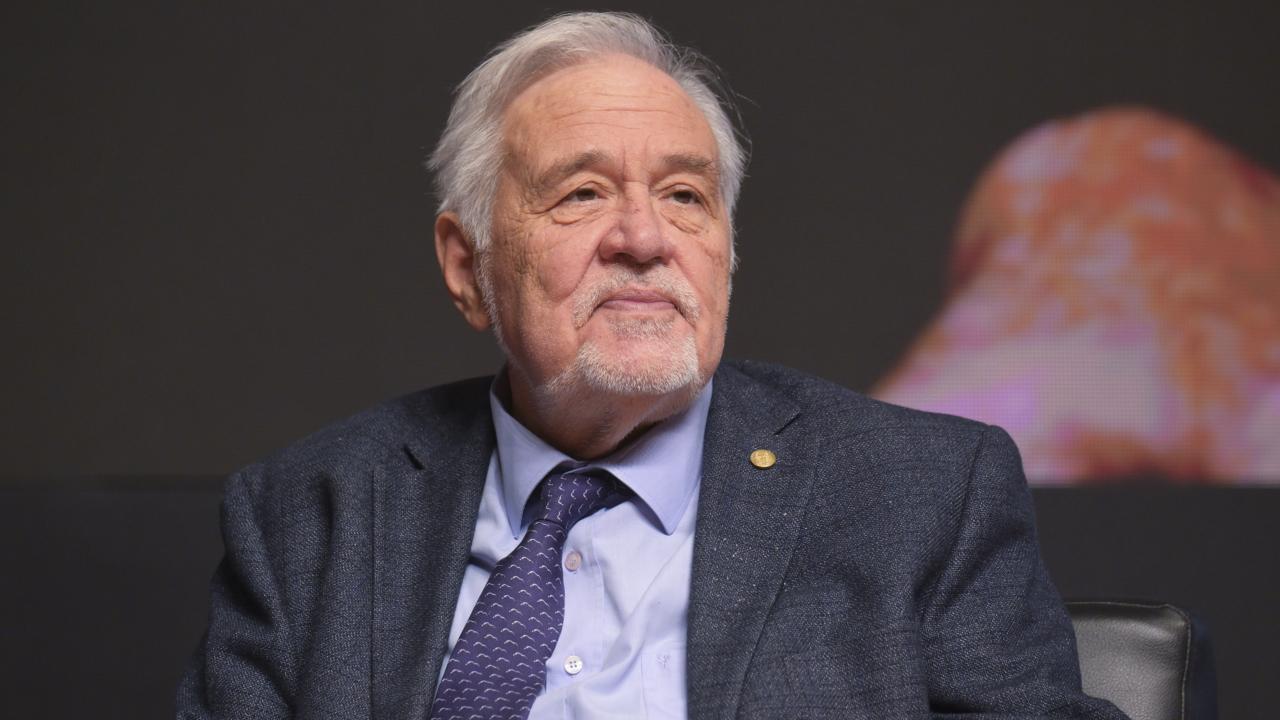 Tarihçi ve yazar Prof. Dr. İlber Ortaylı tedavi gördüğü hastanede