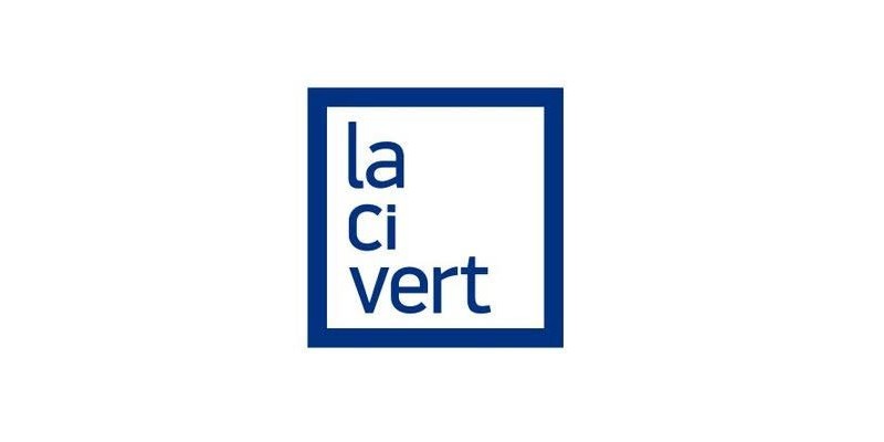 Aylık yayın yapan Lacivert Dergisi, Mart ayına çocuk dosyasıyla çıktı.