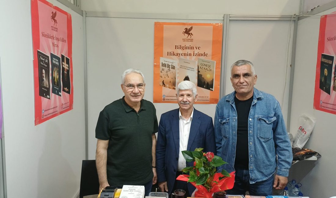 Ankara Kitap Fuarı’nın yoğun atmosferinde bir araya gelen edebiyat dünyasının