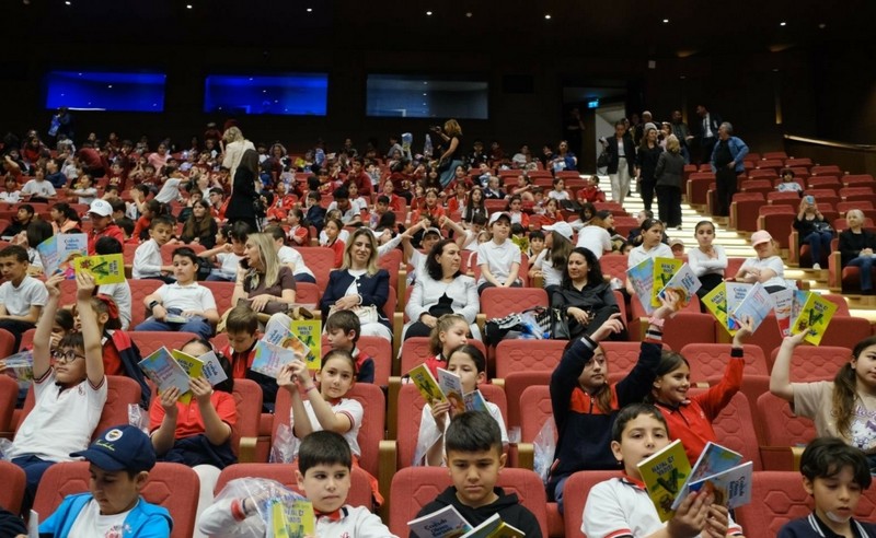 Türk Dil Kurumu, çocuk edebiyatı dünyasına dönük projelerinin ilk meyvelerini