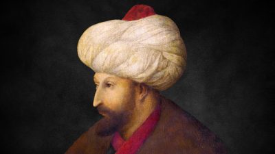 Eyüp Beyhan yazdı: Fatih’in şiir dünyasına bakıldığında aşkın merkezî bir