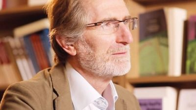 “Bir Kitap Bir Yazar” programı kapsamında konuşacak olan Albayrak, edebiyat