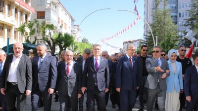 Türk Dil Kurumu ile Karamanoğlu Mehmetbey Üniversitesi iş birliğinde düzenlenen