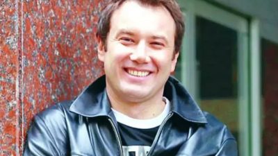 Ünlü oyuncu, sunucu ve televizyoncu Şoray Uzun'un yeni kitabı bugün