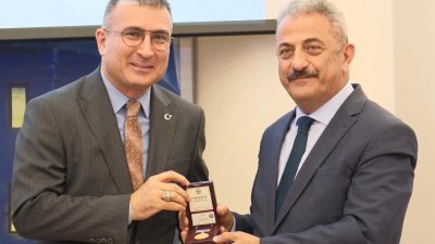 Türk dünyasının kültürel, ekonomik ve sosyal entegrasyonuna yönelik çalışmalarıyla öne