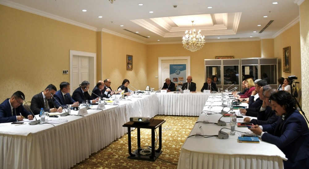 Türk dünyasının dil ve kültür birliği yolunda tarihî dönüm noktalarından