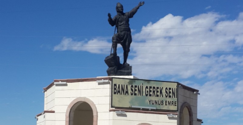 Eskişehir Sanat Derneği, arı Türkçe'nin simge isimlerinden Yunus Emre’yi anma