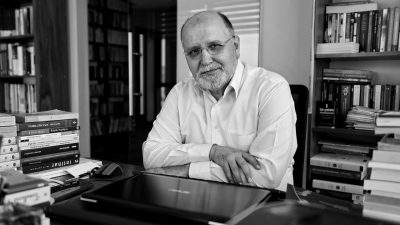 Necmettin Evci: Sanat duyarlığı yüksek bir çevrede büyüdüm. Dayım edebiyat