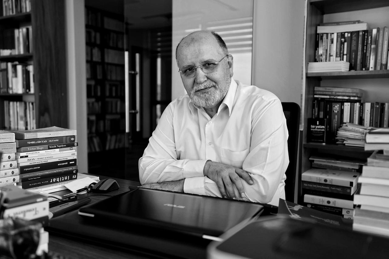 Necmettin Evci: Sanat duyarlığı yüksek bir çevrede büyüdüm. Dayım edebiyat